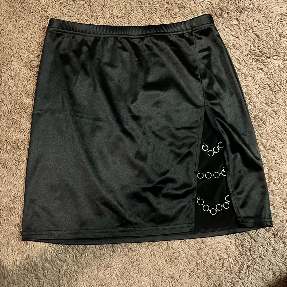 SHEIN Black Mini Pencil Skirt with Cut Out